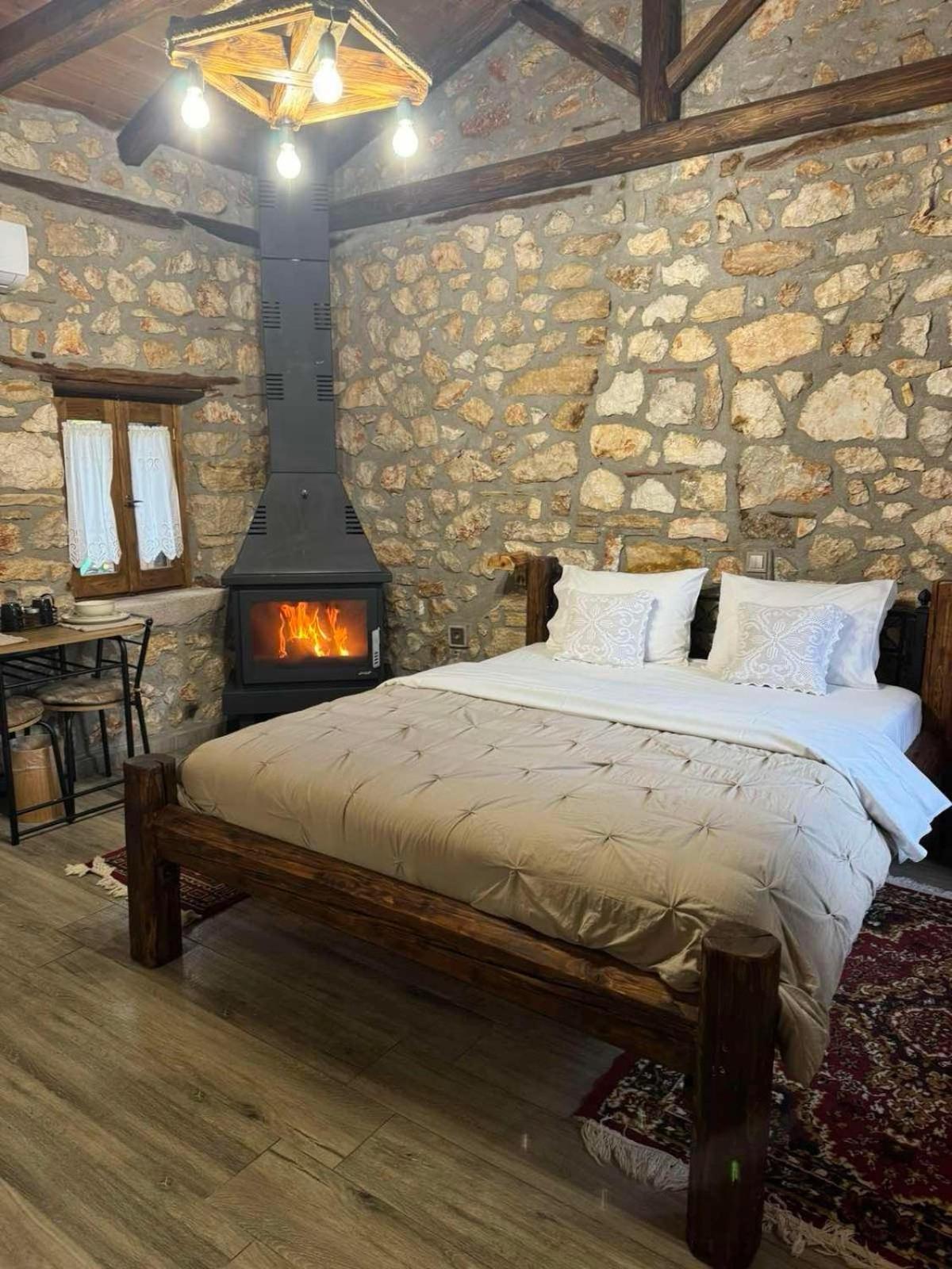 Traditional Stone Guesthouse Agios Ioannis  Exterior photo